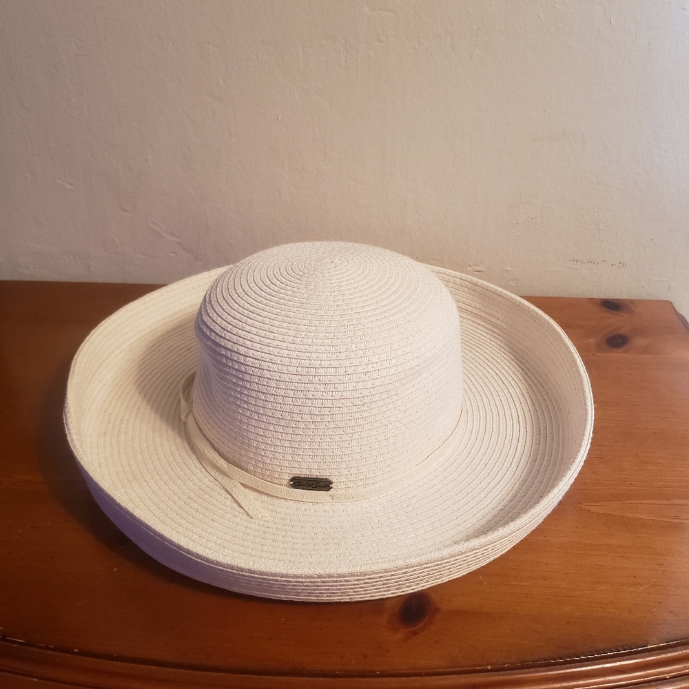 Sun 'N' Sand Women's Sunsational Paper Braid Hat